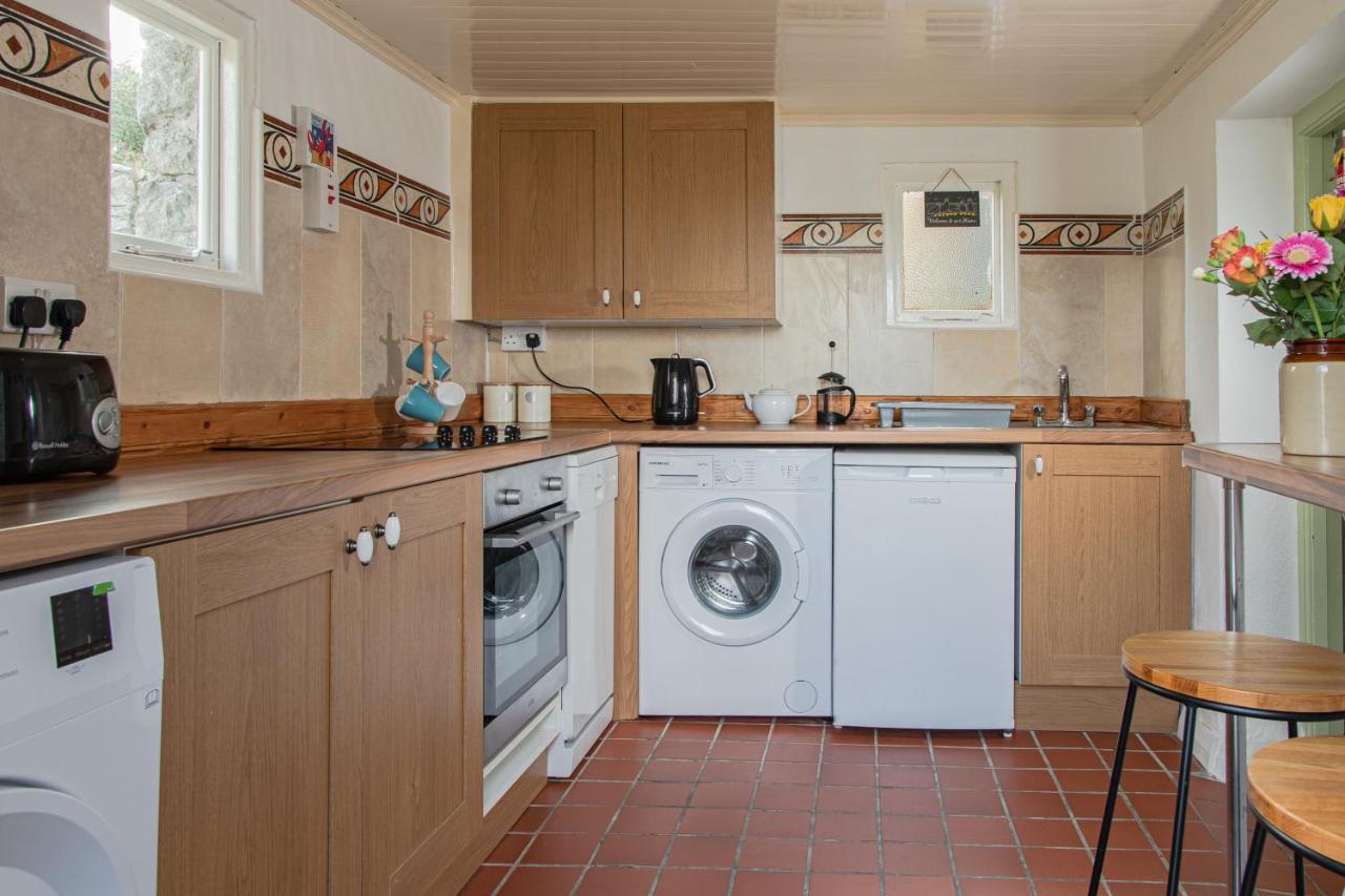 1844 Seascape Cottage Is Located On The Wild Atlantic Way Fanore Екстериор снимка