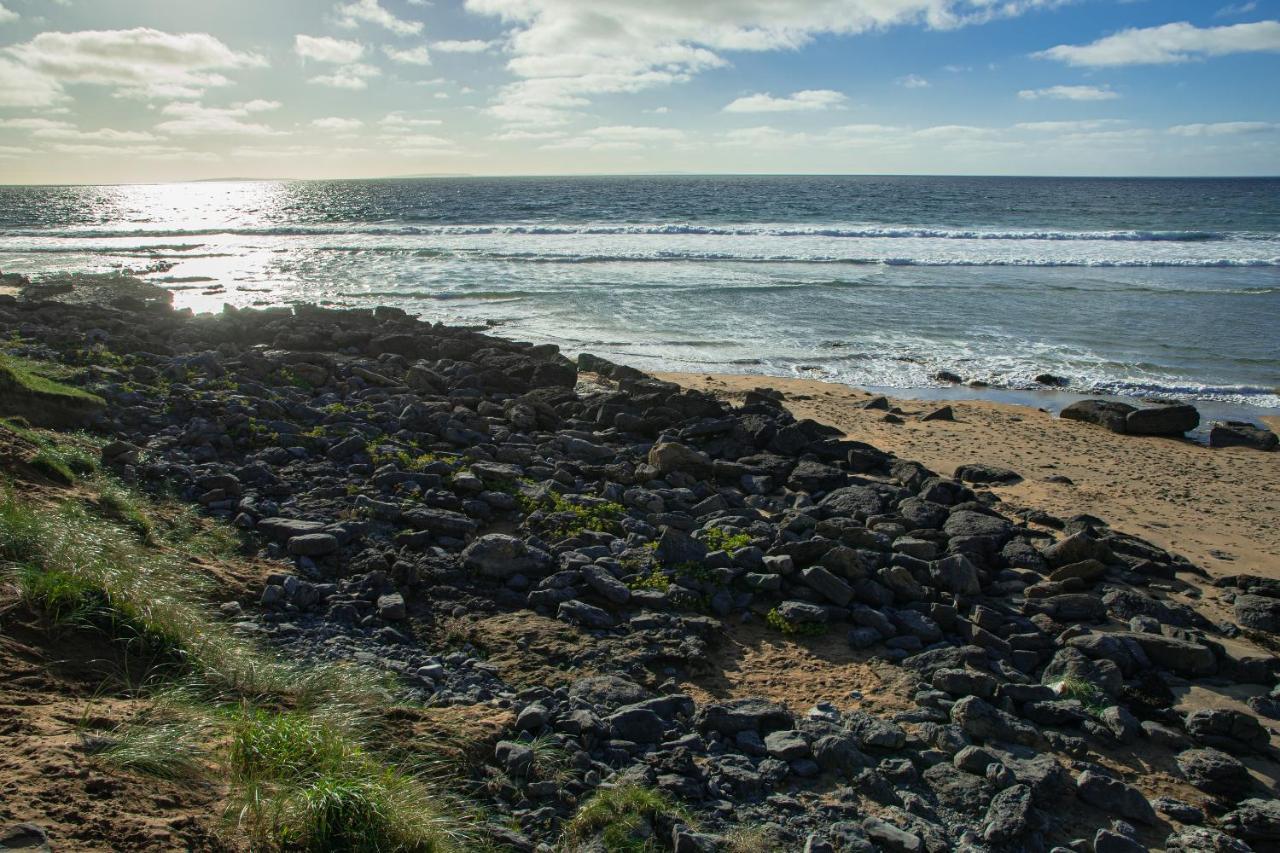 1844 Seascape Cottage Is Located On The Wild Atlantic Way Fanore Екстериор снимка